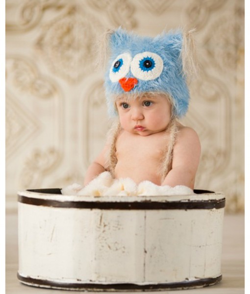 Infant Blue Yarn Owl Hat